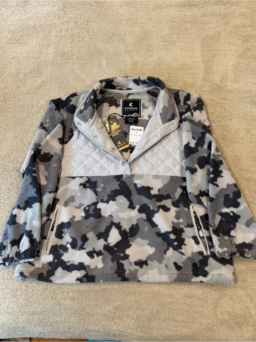 Kyodan Men's Gray & Black Camo Quilted Fleece 3/4 Snap Pullover.  Size XXL